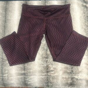 Lululemon Cropped leggings- 10